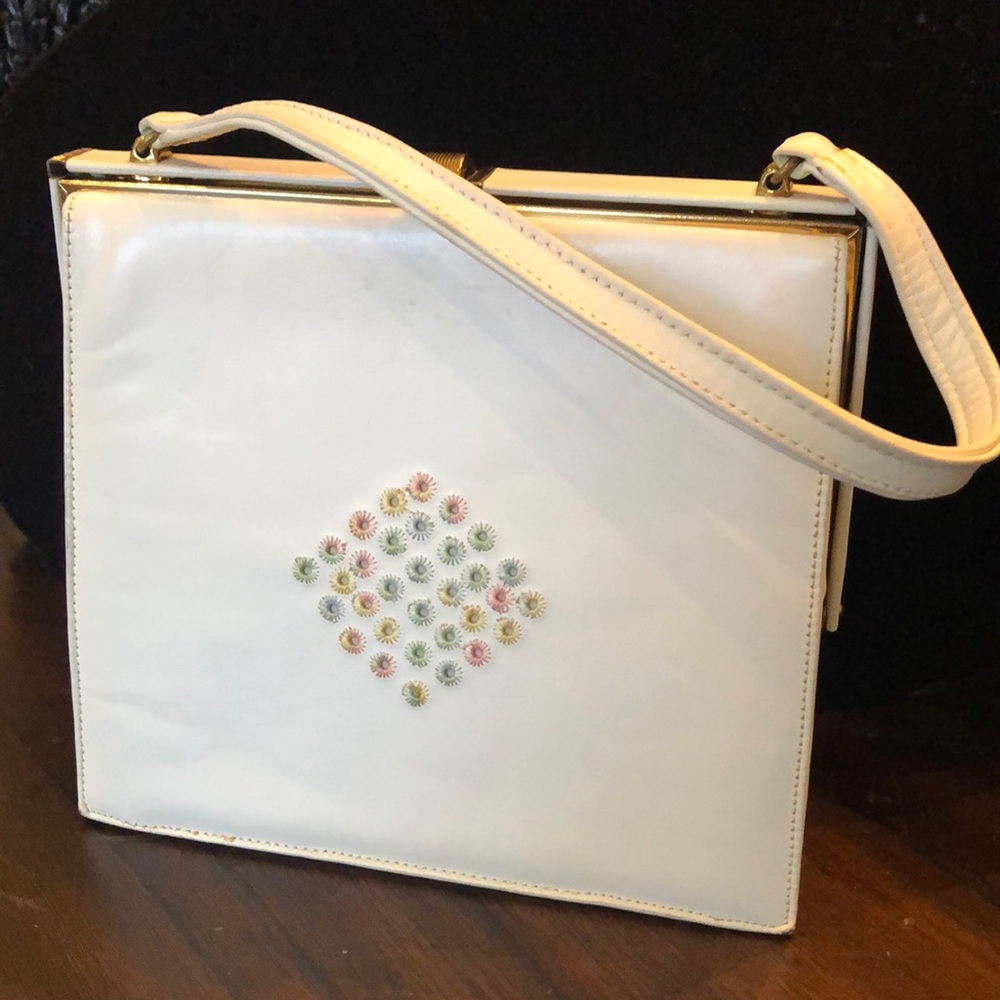 🌷Nicholas Reich for Perry Chester shoe salons vintage embroidered front handbag